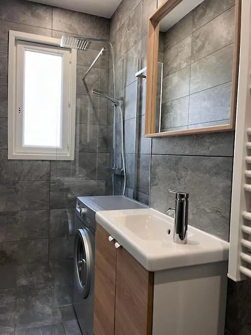 Appartement Le Pressense à Vénissieux